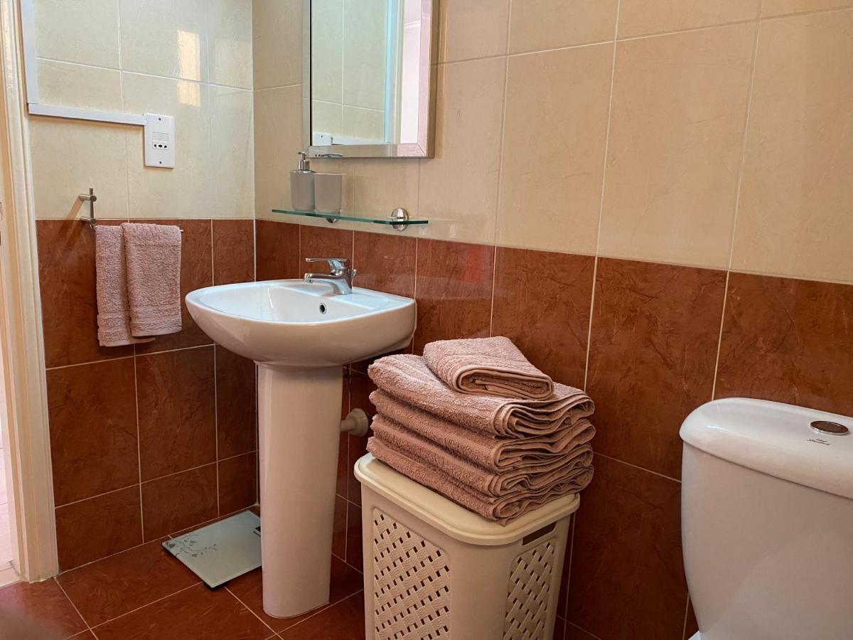 Holiday City Center Apartment Larnaca Exterior photo